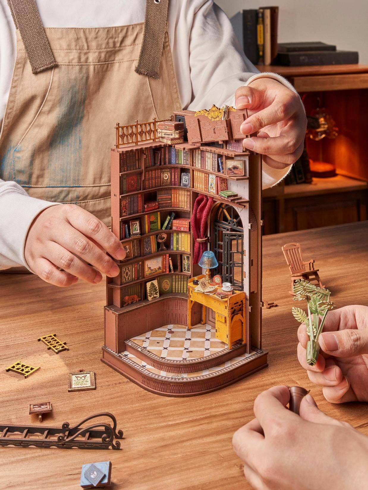 Corner Study Book Nook Kit