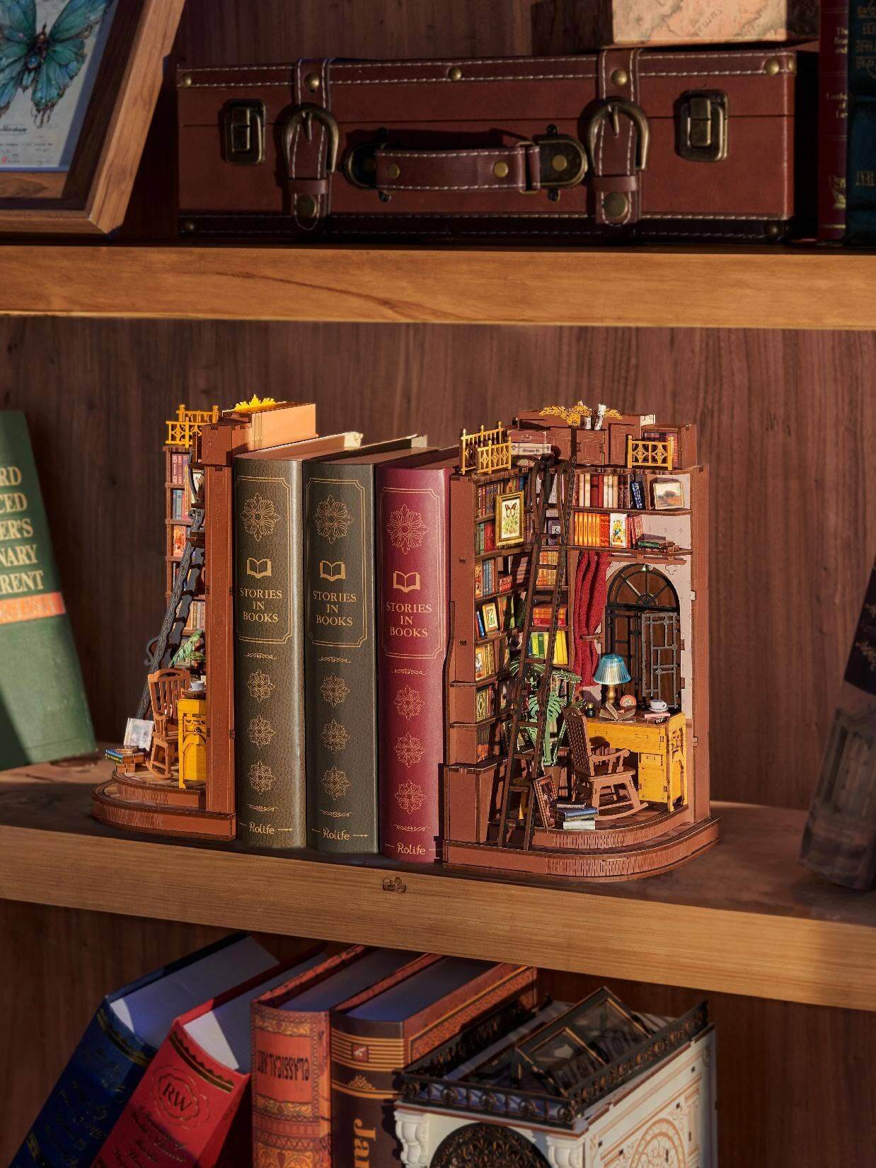 Corner Study Book Nook Kit